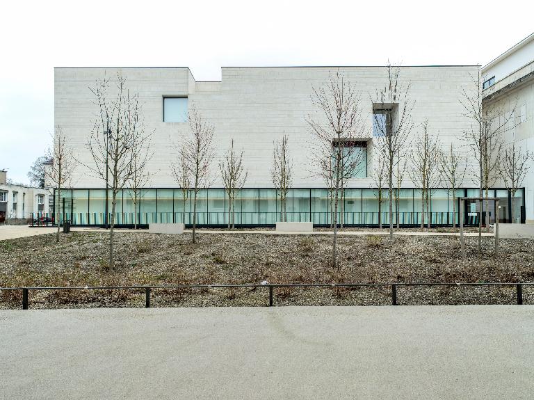 Vue d'ensemble de la façade sud de la nouvelle aile inaugurée en 2017.