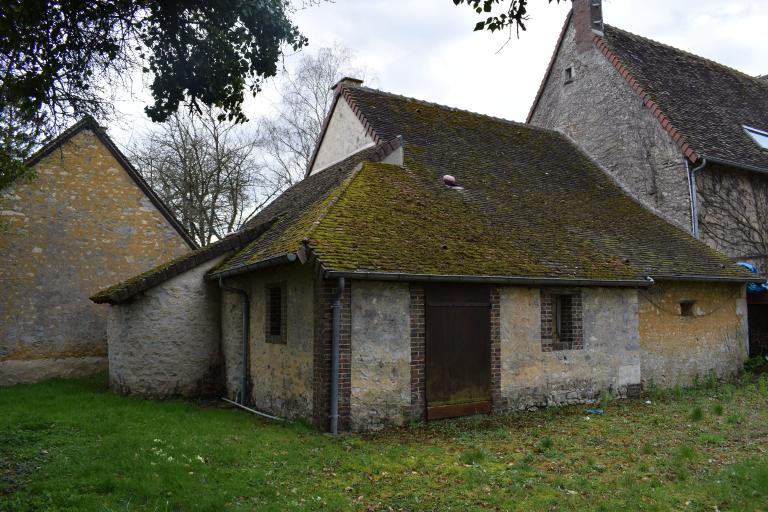 Bâtiment principal, partie sud, vue générale depuis l'est.