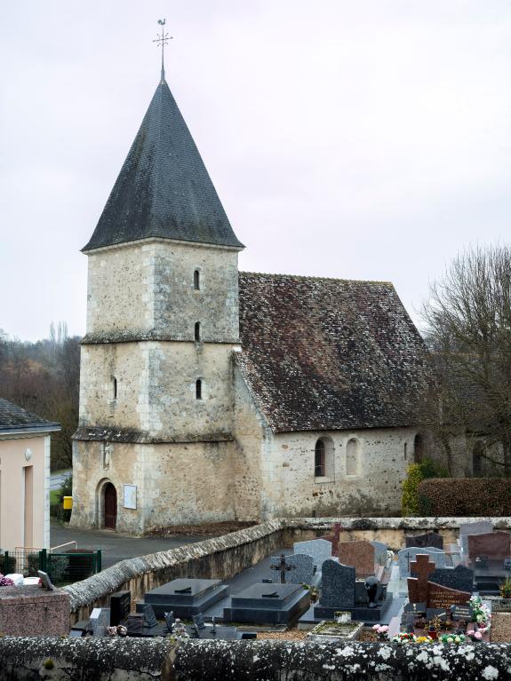 Église Saint-Jean-Baptiste. ; Vue générale depuis l'ouest.