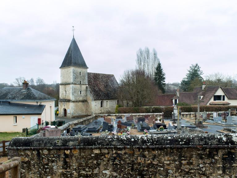 Vue d'ensemble depuis le sud. ; Vue de situation. ; Vue de situation depuis l'ouest.