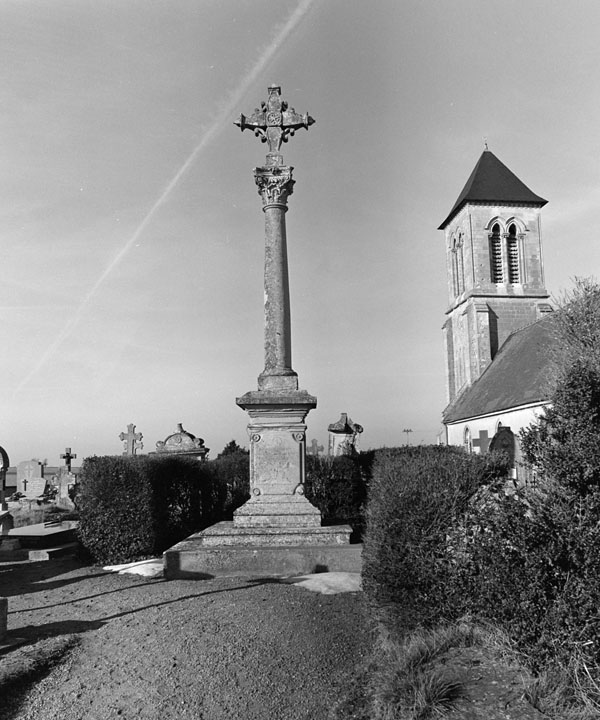 Croix de cimetière