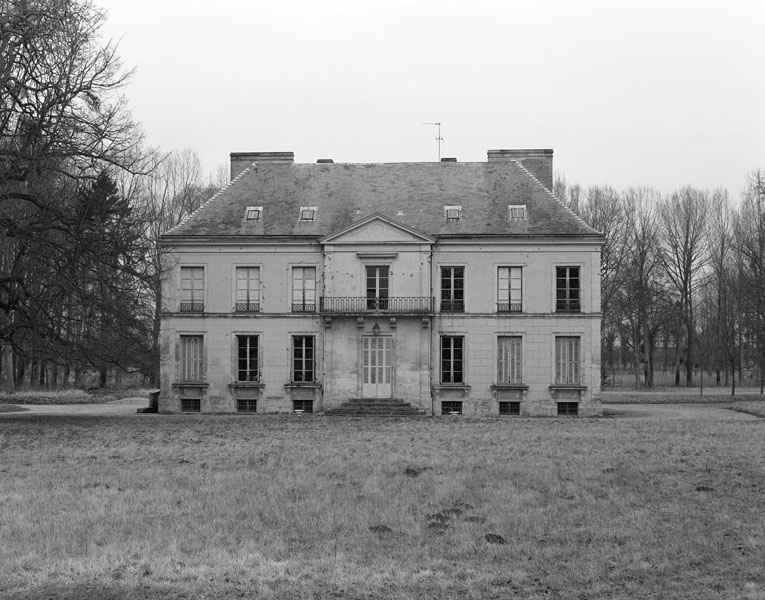 Château. Logis. Elévation antérieure sud. ; Logis. Elévation antérieure sud.