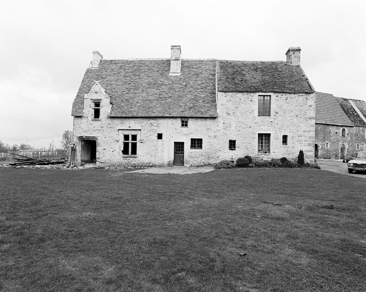 Manoir. Logis. Elévation extérieure sud. ; Logis. Elévation extérieure sud.