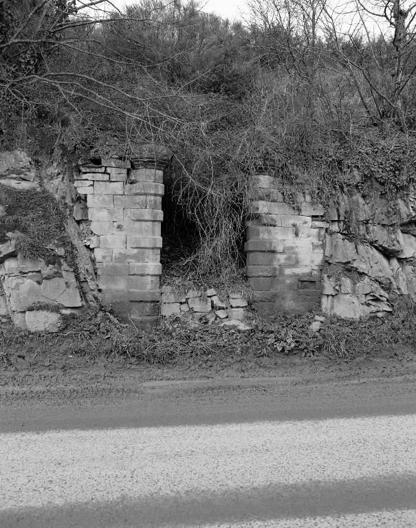 Fontaine.- Photographie ancienne, 1979.