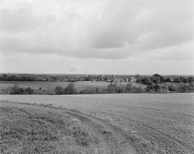 Vue de situation prise du sud-est (Champ Berot).