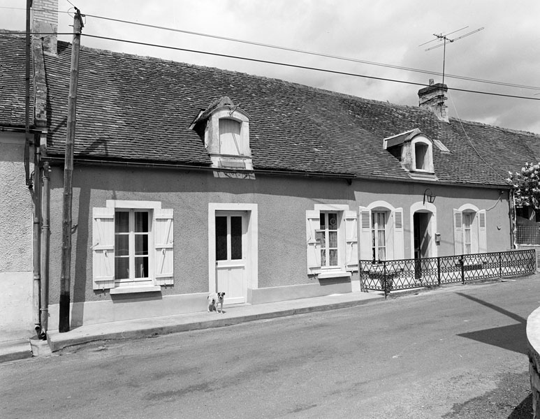 Maisons n°2. Elévation extérieure sud sur rue. ; Maisons n°2. Elévation extérieure sud sur rue.