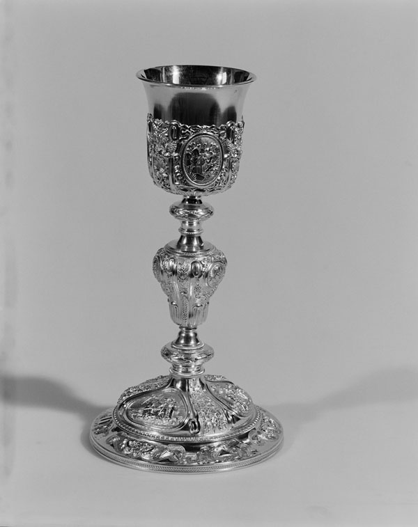 Ensemble d'un calice et d'une patène