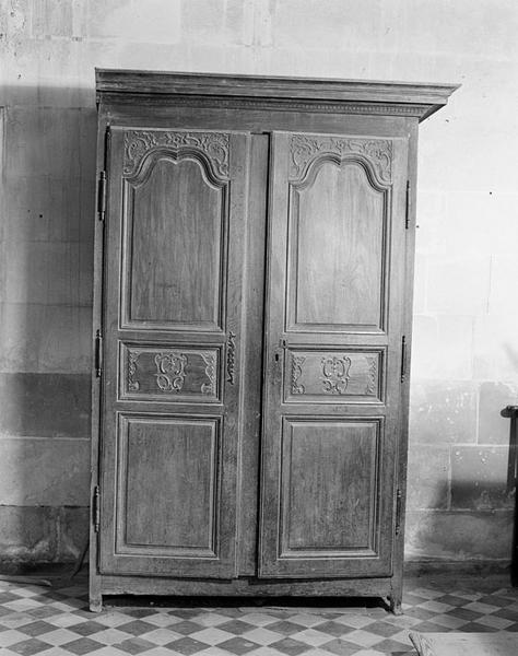 Armoire