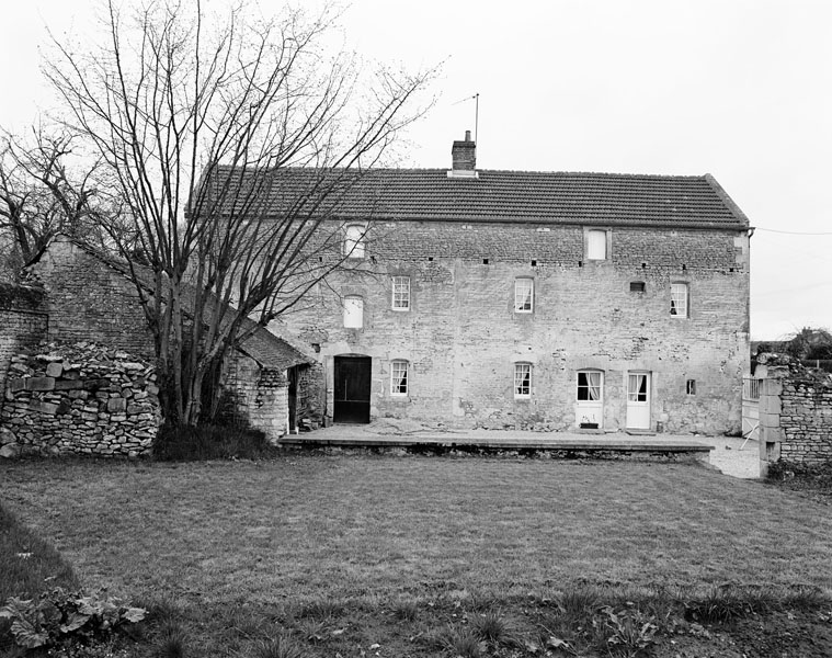 Elévation extérieure sud. ; Maison, élévation extérieure sud.. ; Maison à Magny-la-Campagne : élévation extérieure sud.
