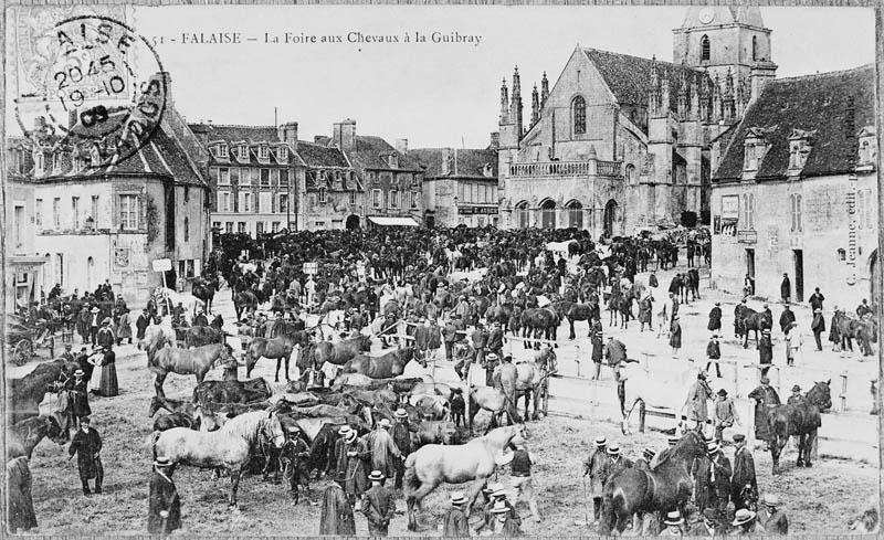 51. Falaise. La foire aux chevaux à la Guibray.
