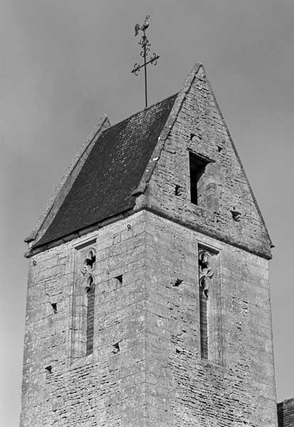 Clocher, vue du sud est.