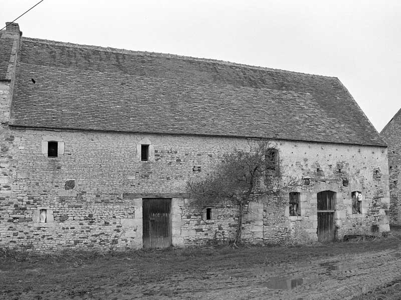 La Cour Breton, élévation extérieure sud est.