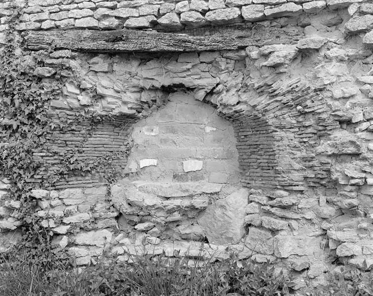 Maison de journalier, pignon : sortie de four à pain.