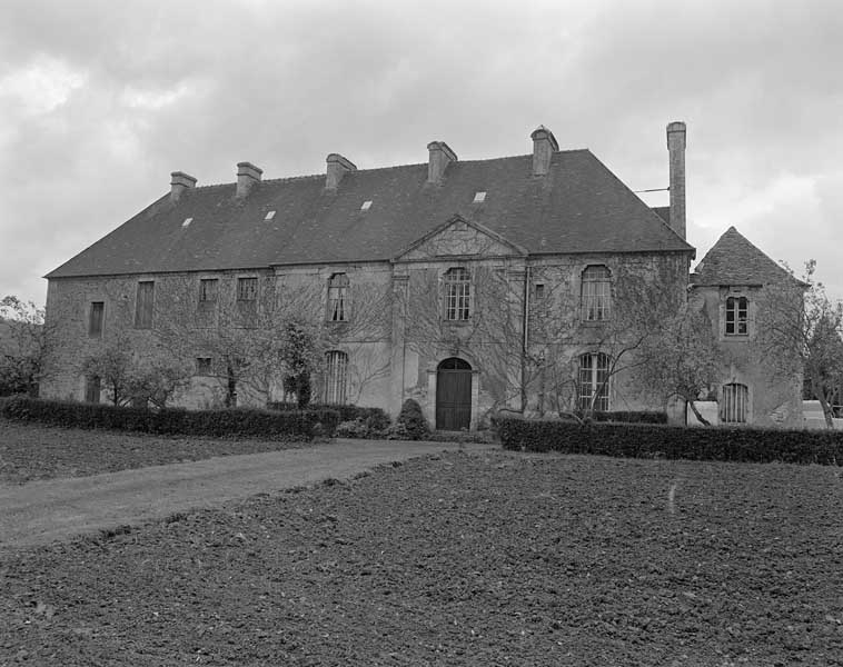 Logis, élévation extérieure ouest sur jardin.