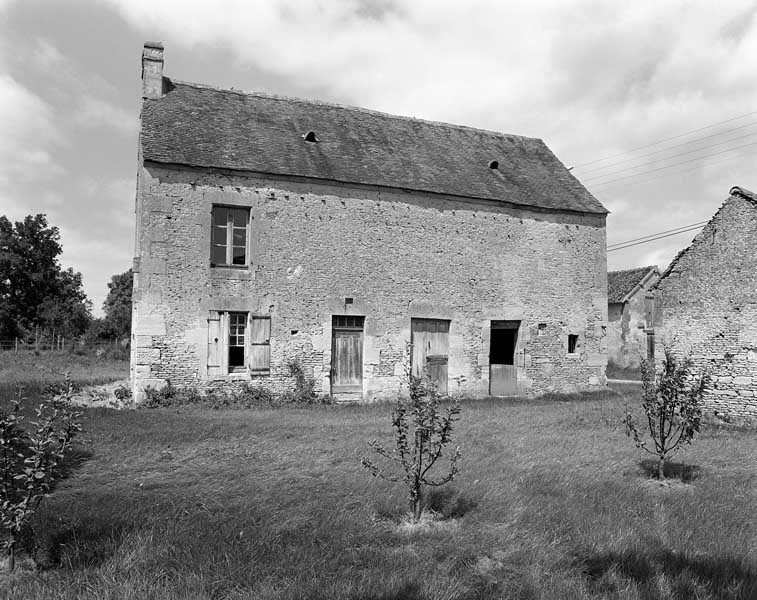 Le Bas d'Aubry. Maison. Elévation extérieure sud. ; Elévation extérieure sud. ; Le Bas d'Aubry. Maison. Elévation extérieure sud.