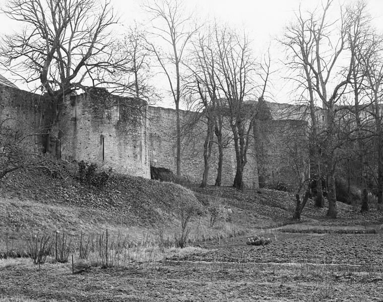 Front ouest de l'enceinte, tour n°1 et 2, élévations extérieures.