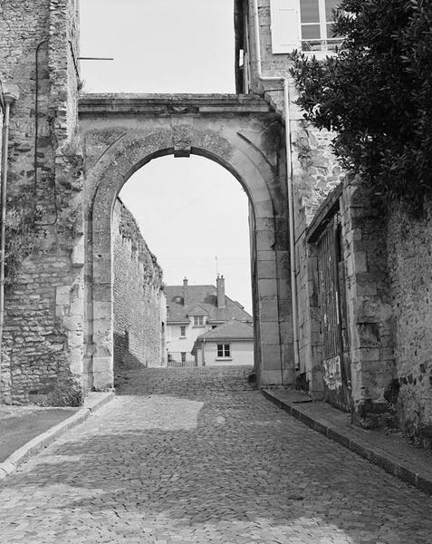 Porte Philippe Jean, élévation extérieure.