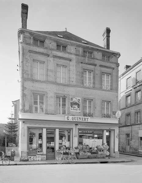 Immeuble D2 - 689.