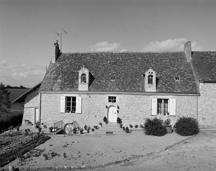 Manoir de Deux Champs. Logis, élévation extérieure sud sur cour. ; Logis, élévation extérieure sud sur cour.