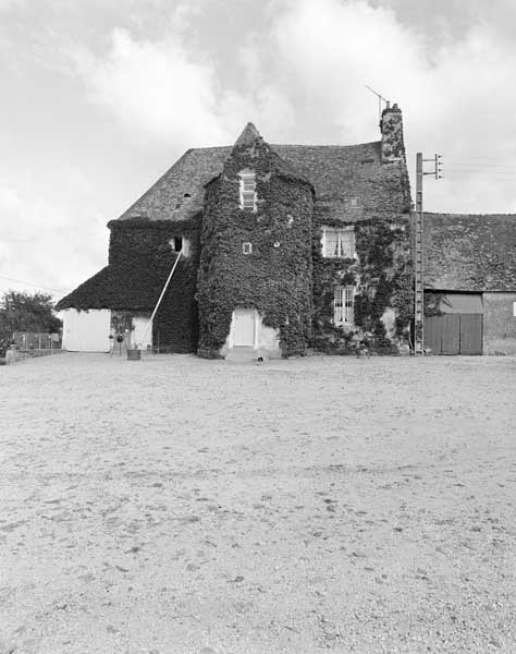 Logis, élévation extérieure sud sur cour.