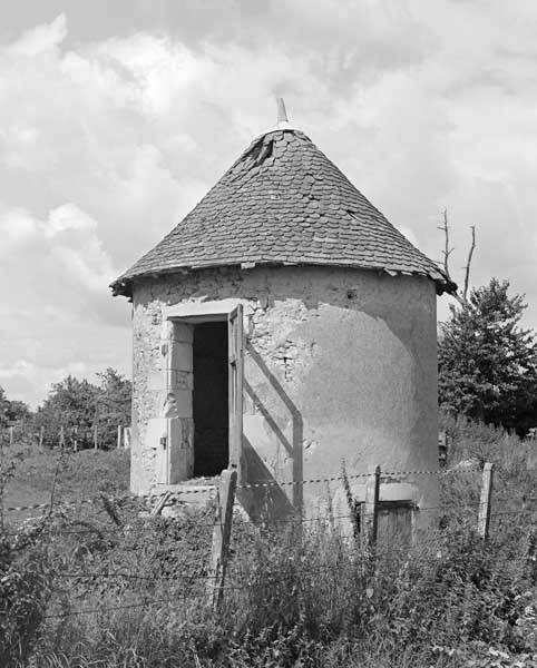 Les Maisons Neuves, ferme, four à chanvre.