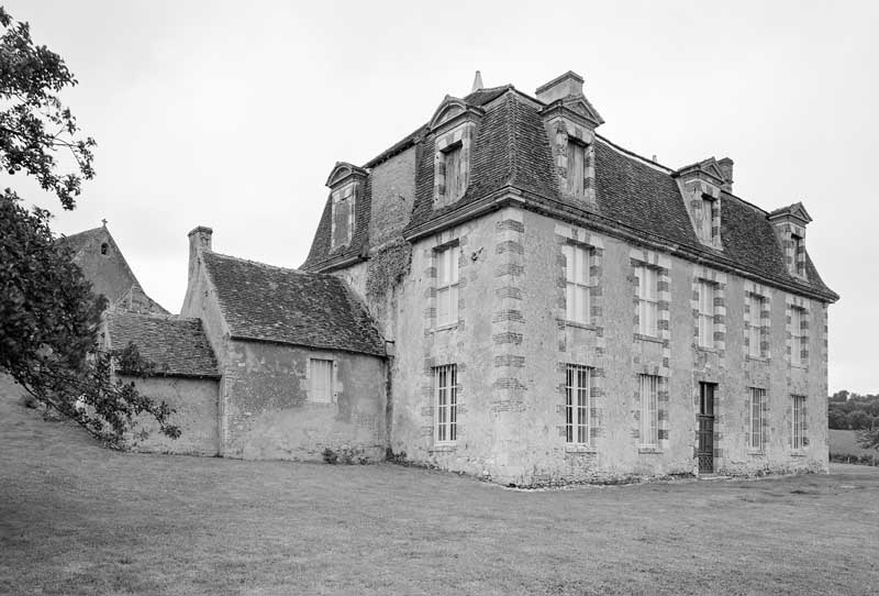 Manoir de Brais. Logis, élévation extérieure nord-ouest. ; Logis, élévation extérieure nord-ouest. ; Igé, manoir de Brais.