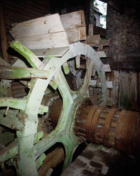 Roue hydraulique du marteau.