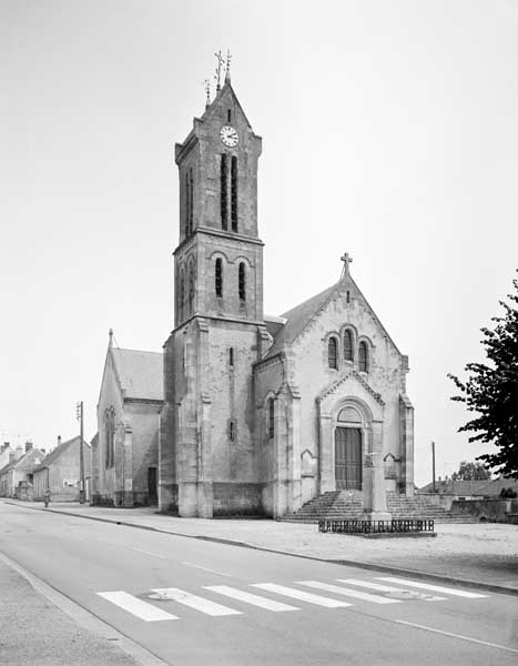 Eglise paroissiale Saint-Latuin. ; Elévation extérieure ouest.