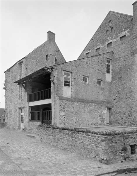 Ouvrage d'entrée, vue du sud ouest.