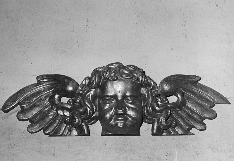Haut-relief (?, figure d'ornement) : angelot