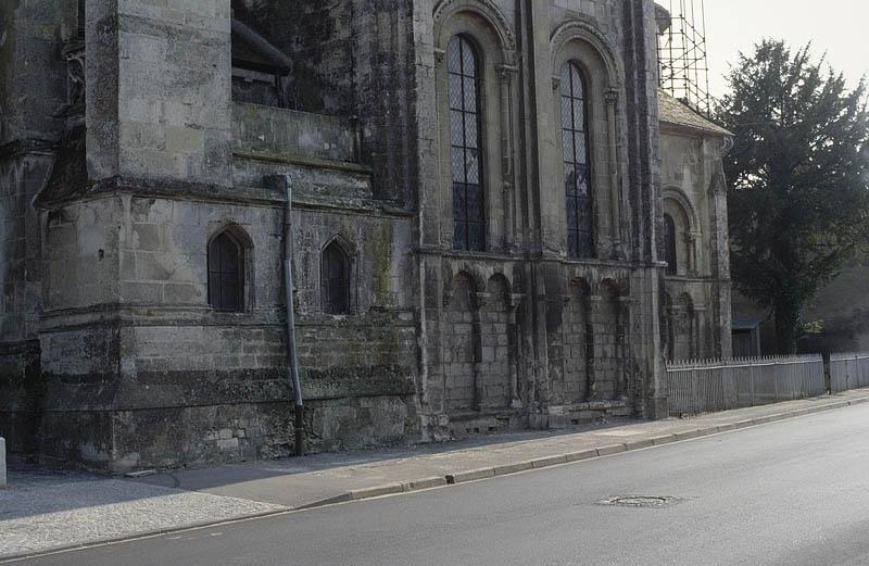 Bras nord du transept, premier et second niveaux.