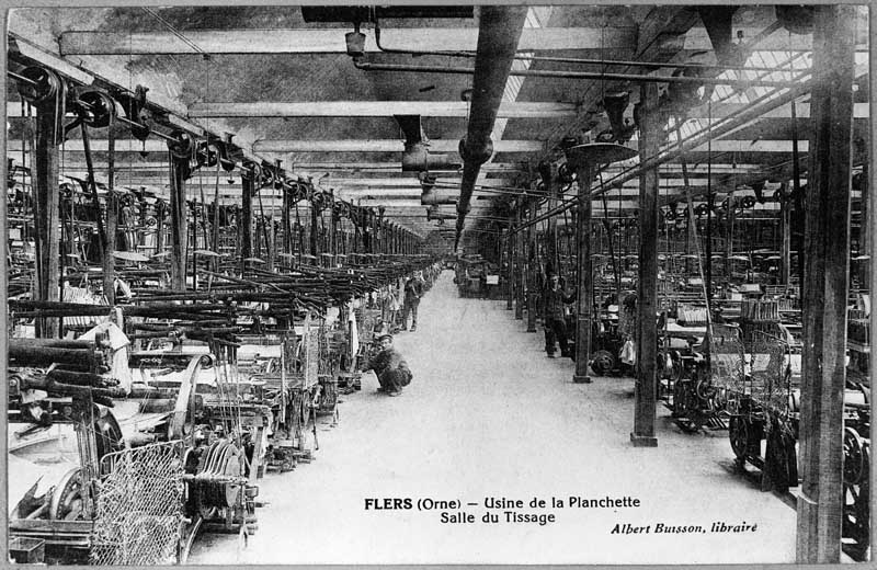 FLERS (Orne) - Usine de la Planchette, salle du tissage.- Carte postale, éd. Albert Buisson, début 20e siècle. (Collection particulière G. Bourdin).