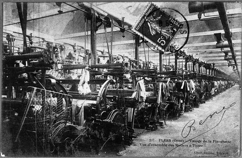 237. FLERS (Orne) - Tissage de la Planchette, vue d'ensemble des Métiers à Tisser.- Carte postale, éd. Albert Buisson, début 20e siècle. (Collection particulière G. Bourdin).