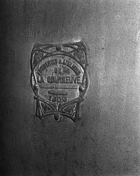 Chaudières, détail : marque du fabriquant.