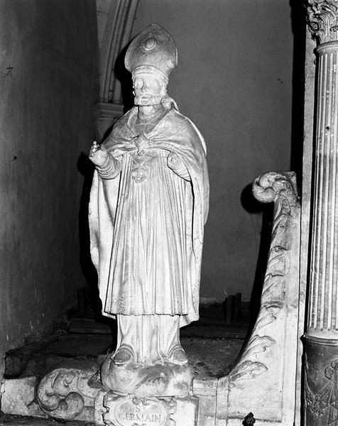 Statue : saint Germain