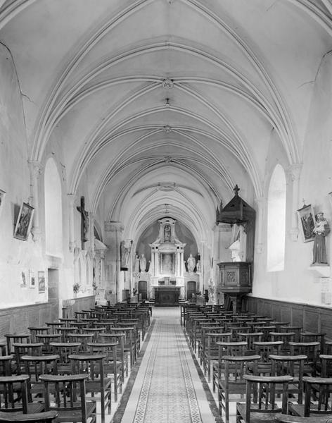 Elévation intérieure : vue de la nef vers le choeur.