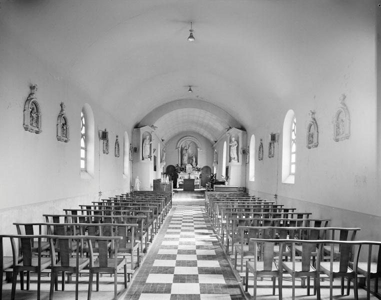 Elévation intérieure de la nef vers le choeur.