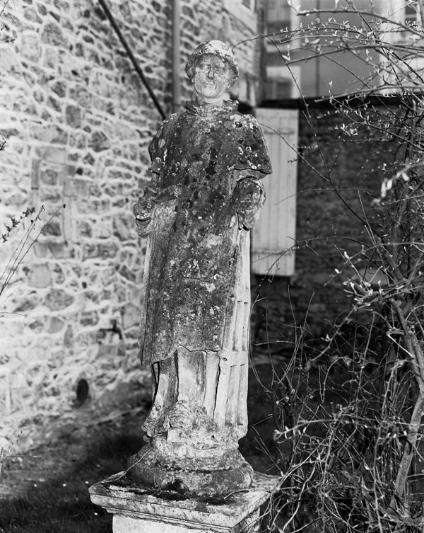Statue : saint Laurent