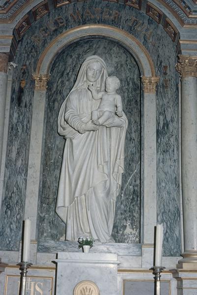 Statue : Vierge à l'Enfant