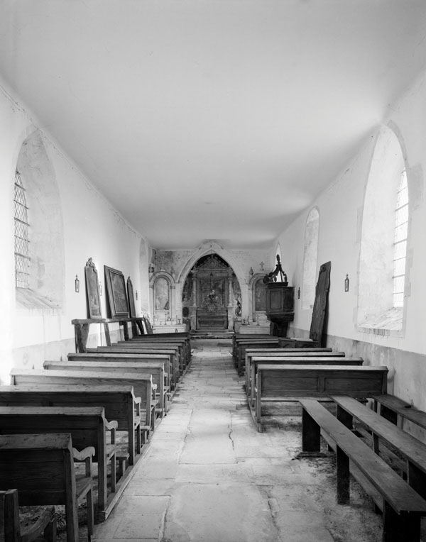 Elévation intérieure d'ouest en est.
