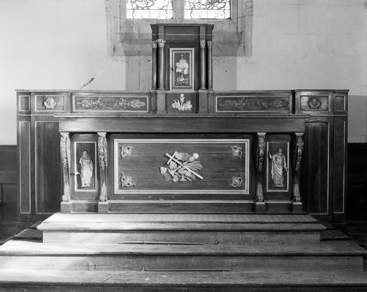 Ensemble du maître-autel : autel, tabernacle