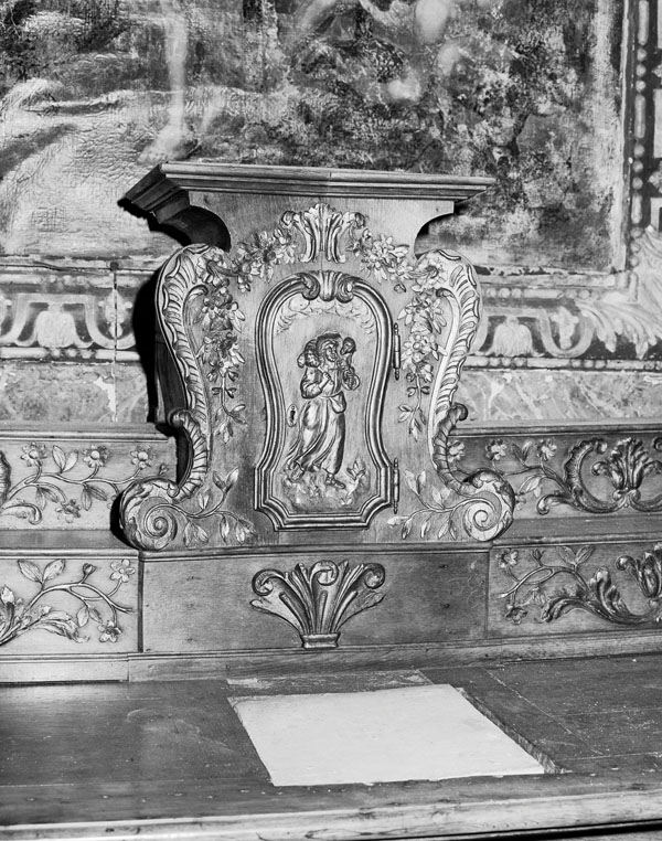 Autel tombeau, tabernacle du maître-autel