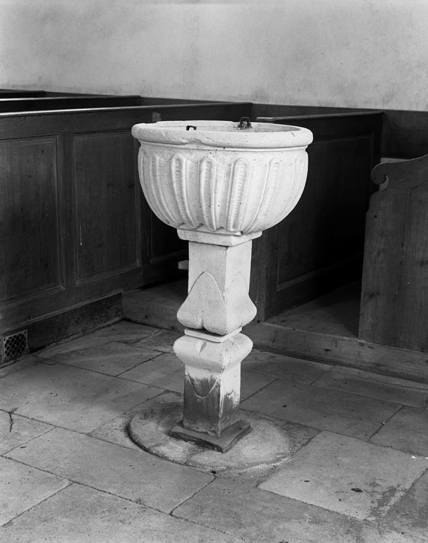 Fonts baptismaux.
