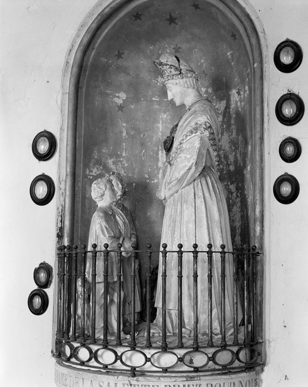 Groupe sculpté : apparition de la Vierge de la Salette
