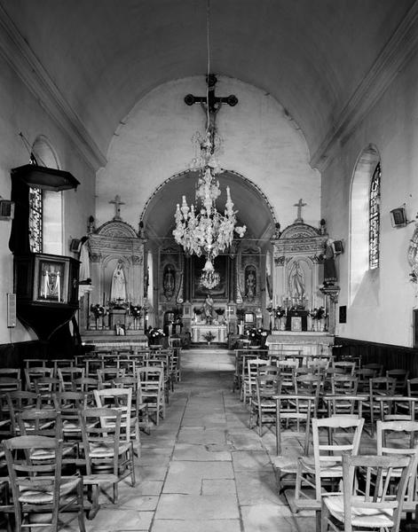 Elévation intérieure de la nef vers le choeur.