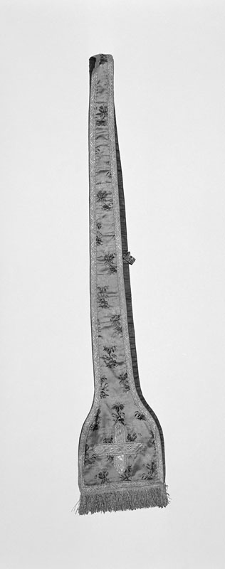 Ensemble de 2 dalmatiques et 2 étoles