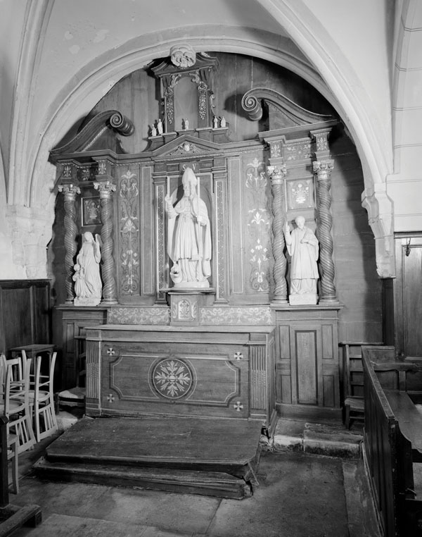 Ensemble de l'autel saint Vigor : autel, retable, tabernacle