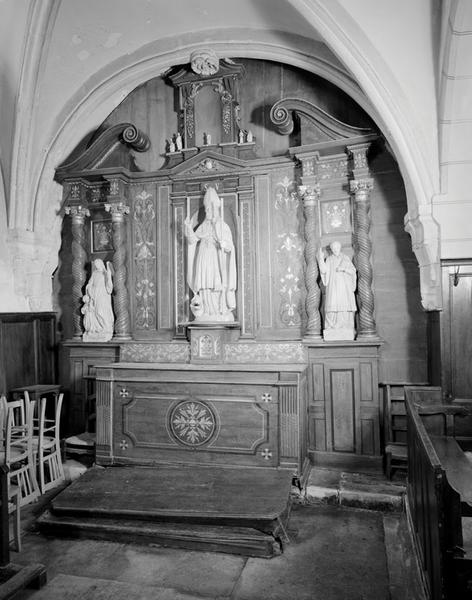 Autel, retable, tabernacle de saint Vigor