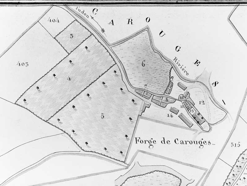 Plan des propriétés à M. le comte Leveneur, IVe feuille. Commune de Saint-Martin l'Aiguiilon, section D. détail : forge de Carrouges.- Plan. (AD Orne. J 1818).