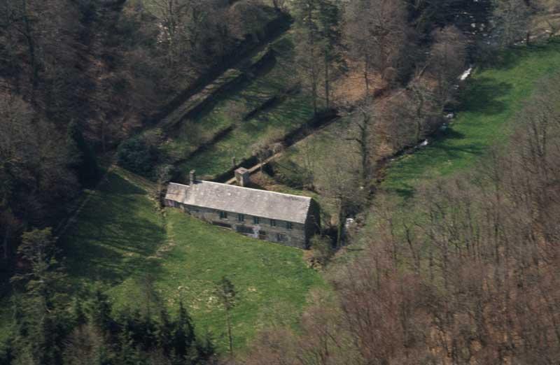 Vue aérienne prise du nord-ouest.